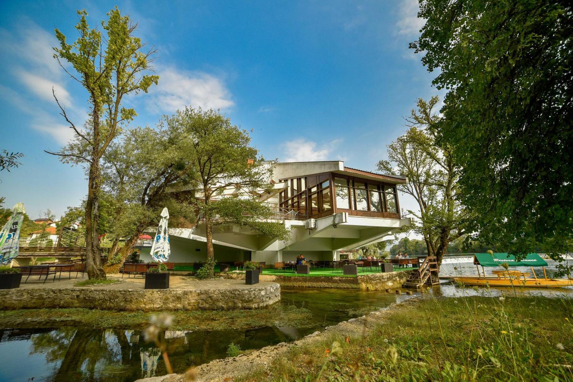 Hotel Ada Bihac Bagian luar foto