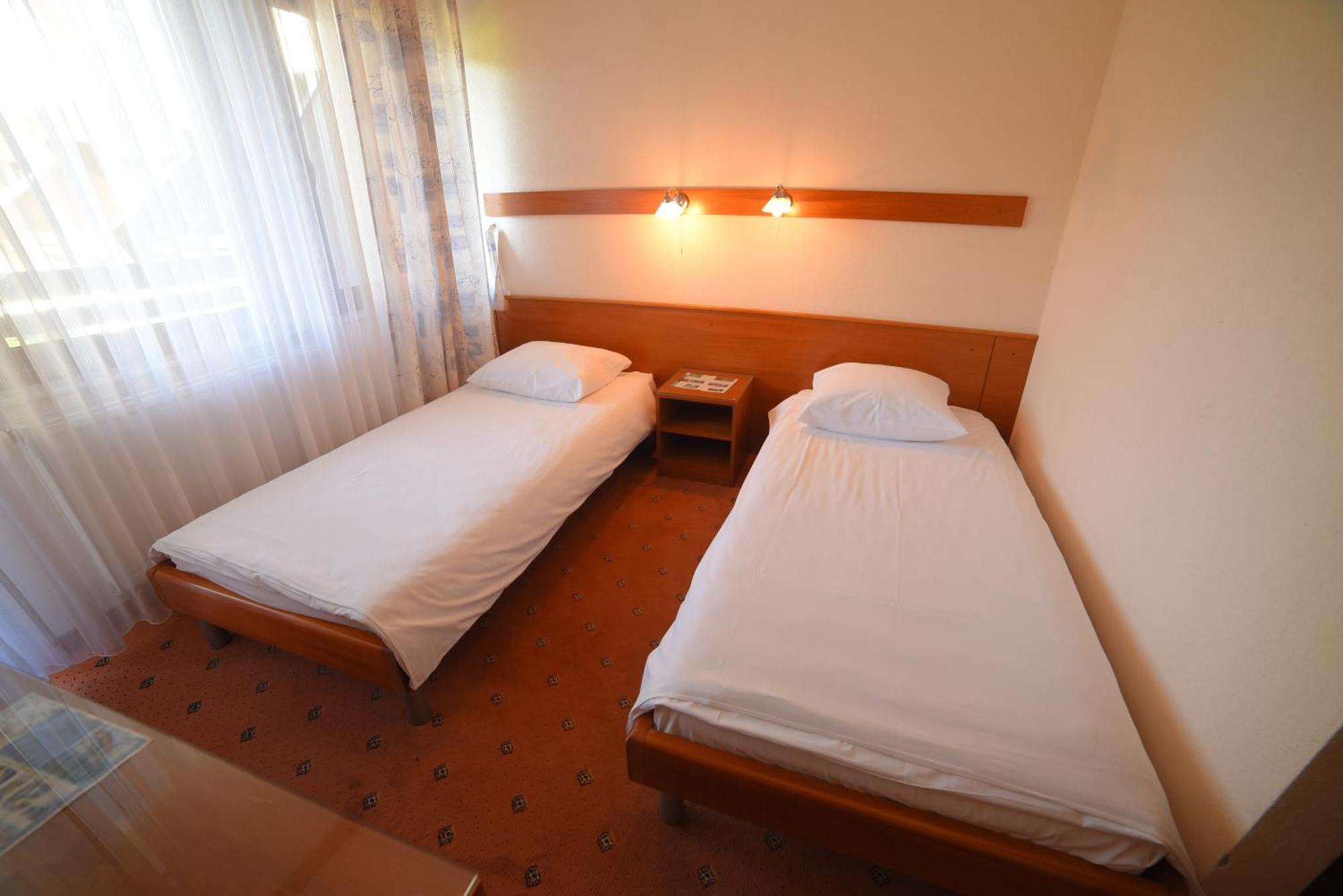 Hotel Ada Bihac Bagian luar foto