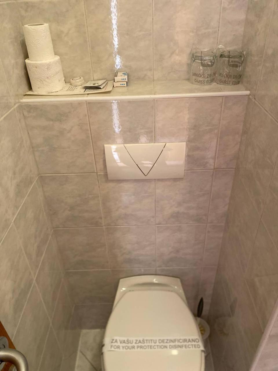 Hotel Ada Bihac Bagian luar foto
